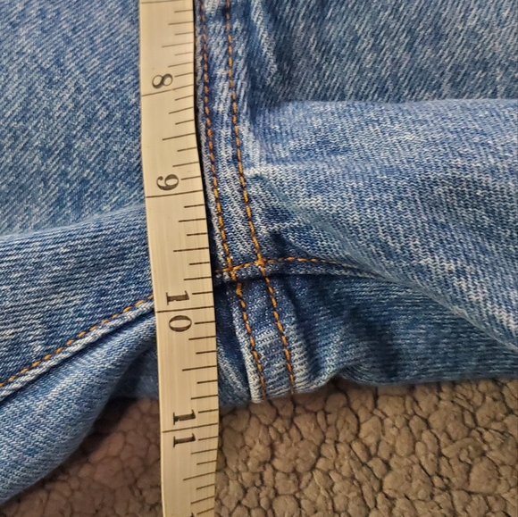 Levi's® Premium Wedgie Icon Fit Ankle Women's Jeans - Picture 12 of 15